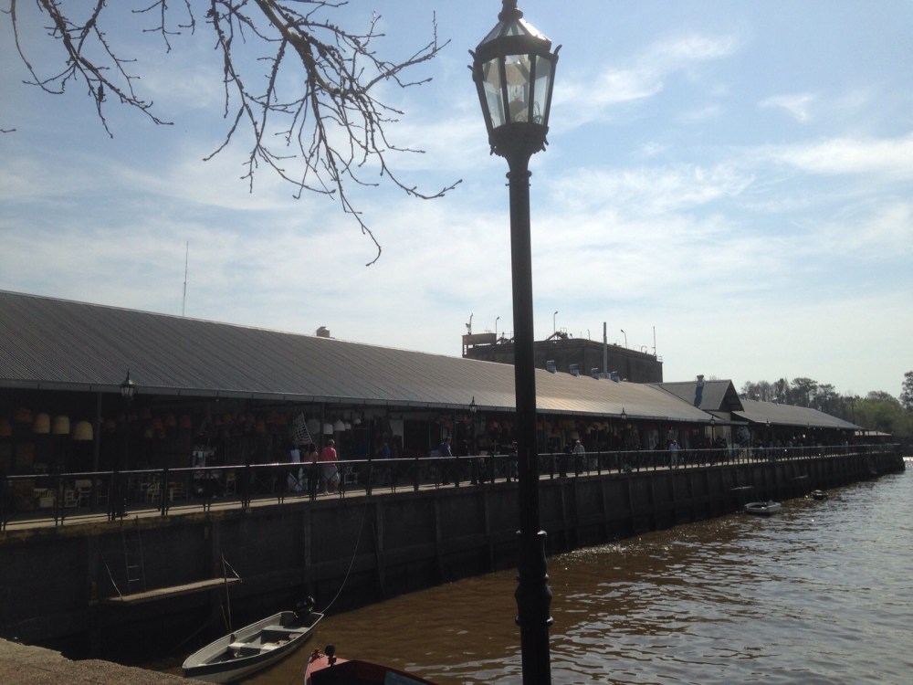 Puerto de Frutos Dique