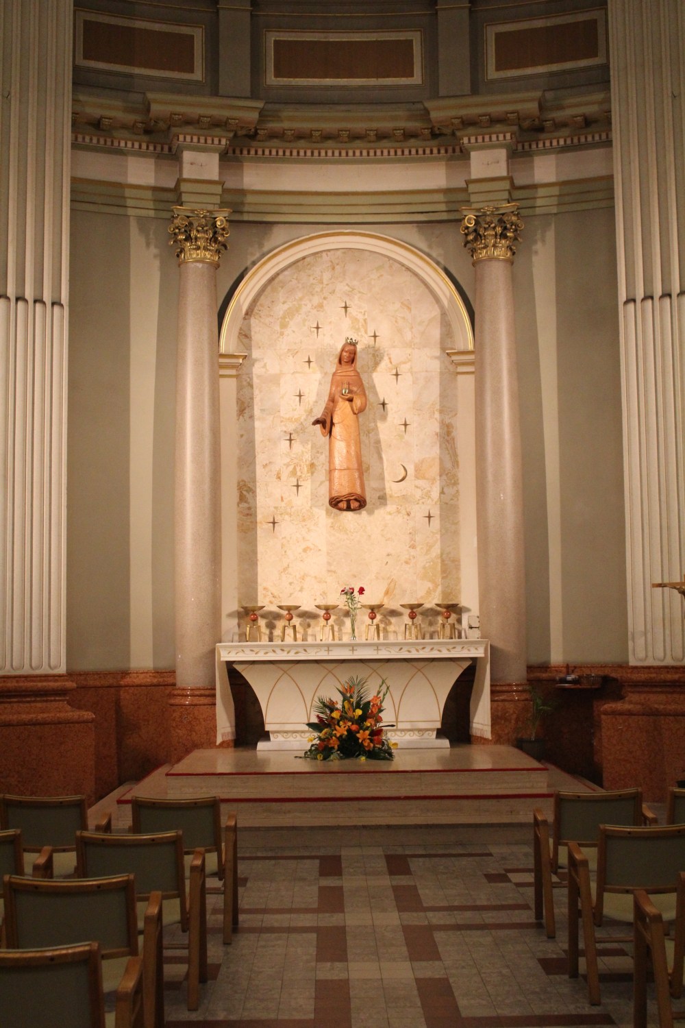 Marie-Reine-du-Monde Montreal 9